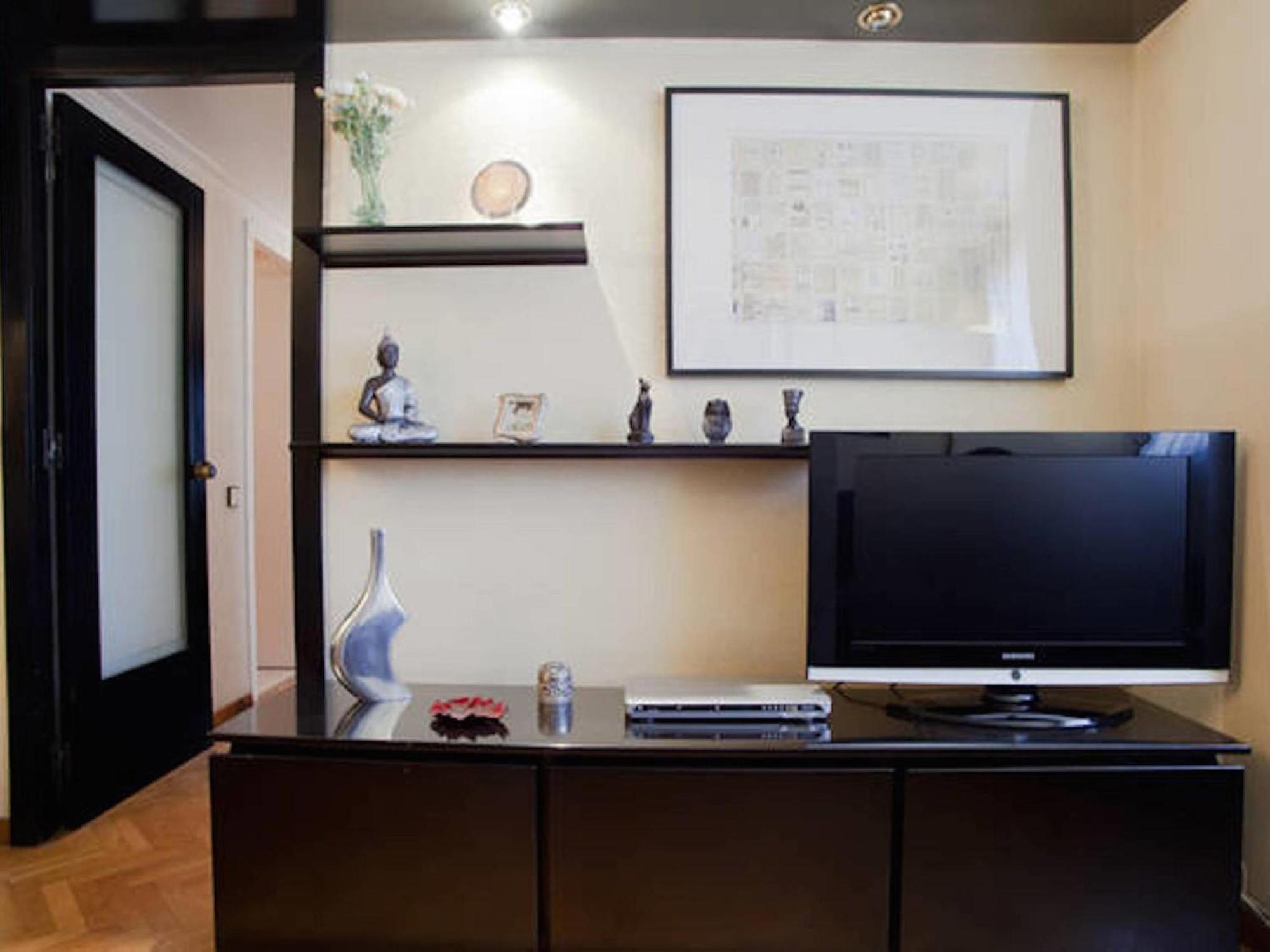 Lets Holidays Apartment In Sant Marti Barcellona Esterno foto