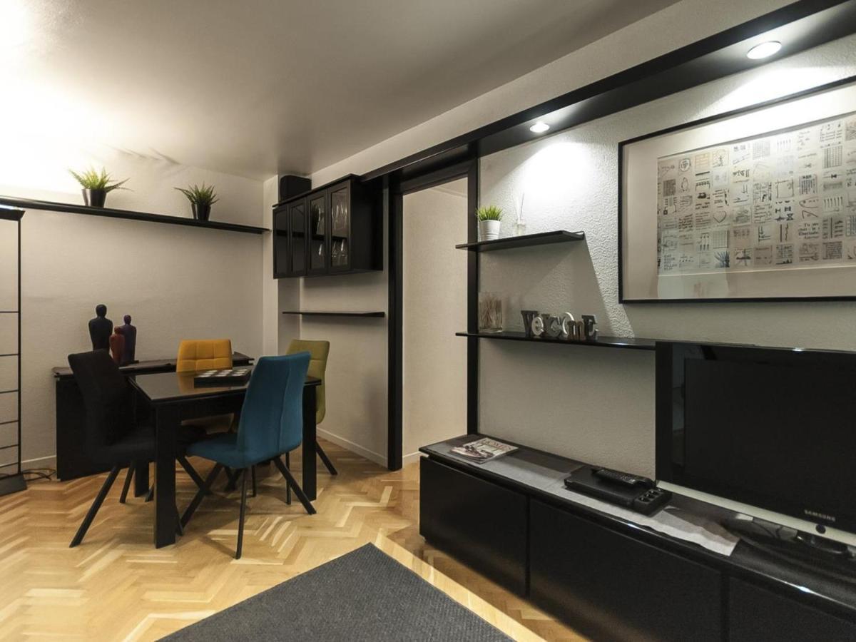 Lets Holidays Apartment In Sant Marti Barcellona Esterno foto